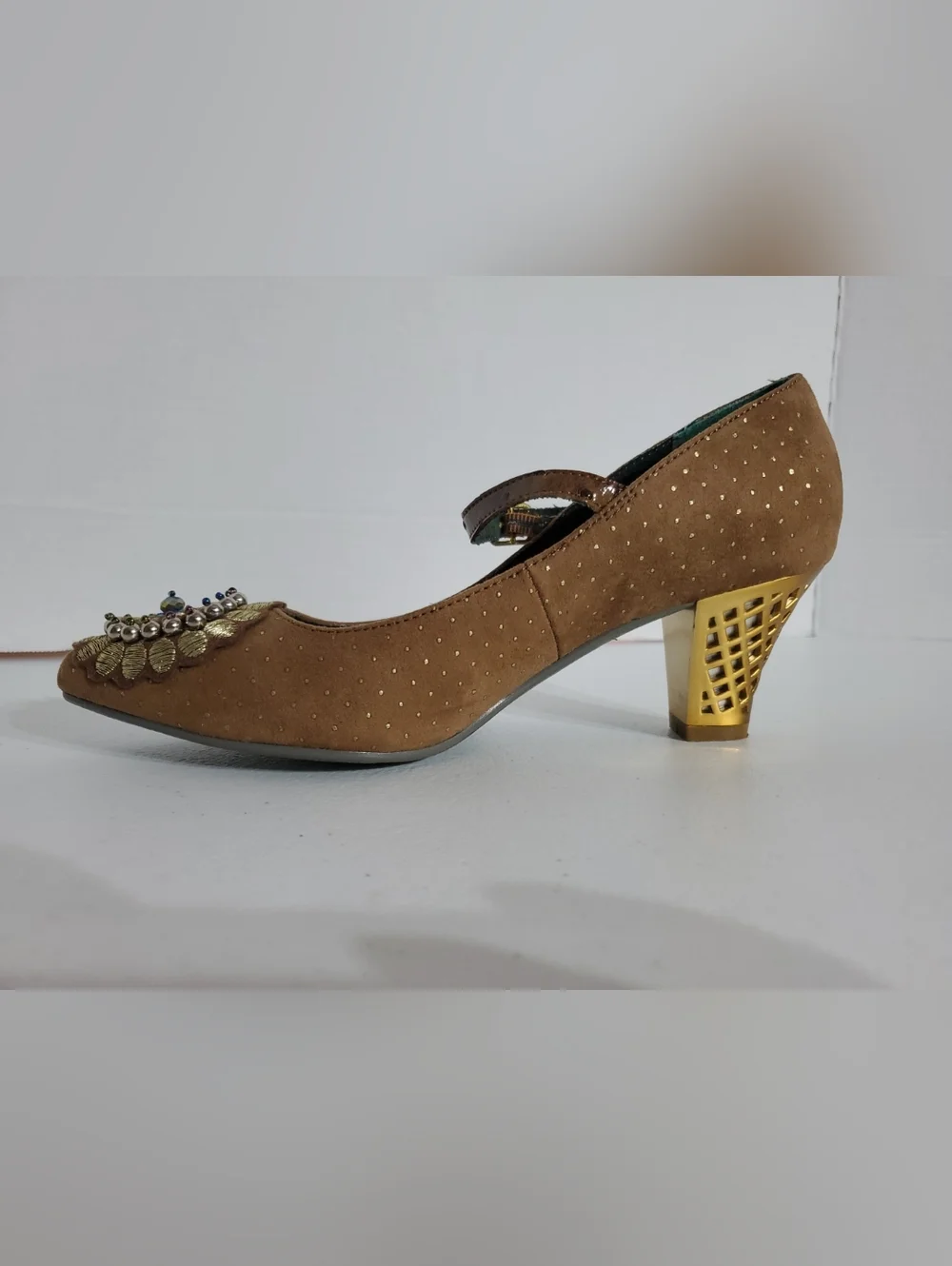 Poetic License Darla's Dream 6.5 Brown Mary Jane Heels Gold Embellishments - Picture 2 of 10